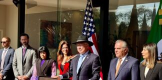 Ken salazar reconoce estrategia de Sheinbaum para enfrentar la narcoguerra en Sinaloa.
