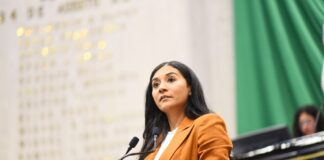 Personas mayores accederían al 50% de descuento en algunos trámites @Legisver