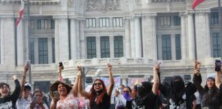 Mujeres al pie de lucha 2024.