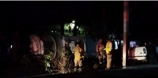 Reportan accidente de pipa con 20 mil litros de gasolina en San Andrés Tuxtla