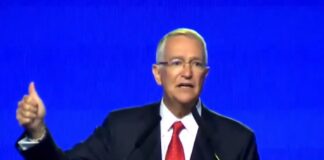 Gobierno suspende dos casinos de Salinas Pliego y escalan tensiones políticas