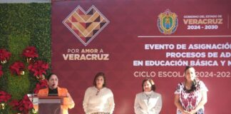 148 docentes en #Veracruz, beneficiados con plazas y horas de servicio .