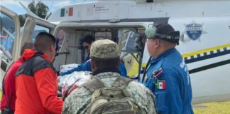 Atacan a militares en Cotija, Michoacán. Un oficial muere y seis más resultaron gravemente lesionados.