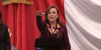 #Histórico: Por primera vez una mujer gobernadora en Veracruz, Rocío Nahle, rinde protesta.