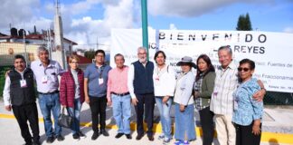 Entrega Alberto Islas obra de pavimentación integral en el fraccionamiento Fuentes de las Ánimas