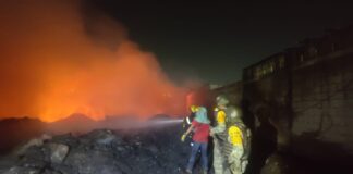 Reportan controlado el incendio en basurero clandestino en la Ciudad de Veracruz.