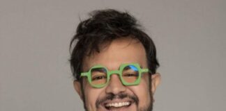 Aleks Syntek despeja rumores sobre su supuesta crisis matrimonial.