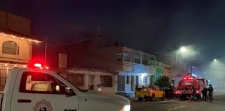 Investigan incendio que consumió tradicional restaurante en Veracruz en Navidad.