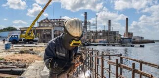 Castrismo prepara nuevo Código de Trabajo que priva de numerosos derechos.