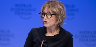 Davos: Los ricos y poderosos deben asumir su responsabilidad de salvaguardar a la humanidad.