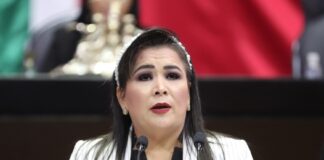 Piden brindar a personas mayores asesoría y acompañamiento en realización de trámites digitales