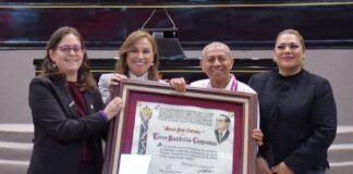 Entrega Congreso de #Veracruz a Tirso Bautista medalla Adolfo Ruiz Cortines 2024