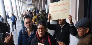 Ciclos de gobierno; despidos inevitables .