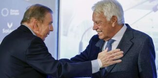 Felipe González denuncia que Maduro reprime con la ayuda de La Habana.