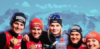 Saltadoras de esquí denuncian sexismo en premiaciones durante torneo en Alemania.