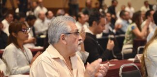 Asiste Alberto Islas a foro para impulsar el desarrollo económico regional