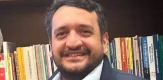 “Andy”, petróleo crudo, agua y sal.