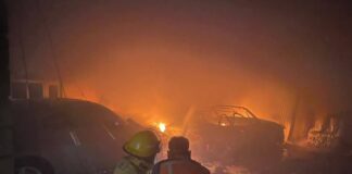 Sin causa aparente se quema casa y vehiculos de la familia Herviz, políticos veracruzanos.