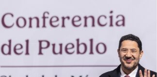 Martí Batres acusa a la Fundación ISSSTE de corrupción.