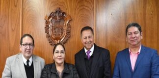 Padres de familia vs Sindicatos huevones