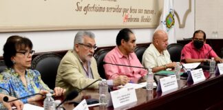 #Xalapa: Acuerdan Ayuntamiento y CROC aumento salarial para empleados municipales.