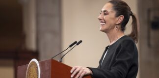 Presidenta Sheinbaum acuerda con su homólogo Trump no pagar aranceles en producto del T-MEC