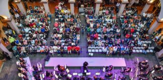 Invita Ayuntamiento de Xalapa al concierto “Juan Gabriel Sinfónico” .