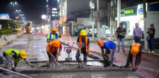 #Xalapa: Colado de losas en Murillo Vidal.