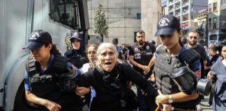 Turquía: Absolución de las Madres del Sábado pone fin a siete años de calvario.