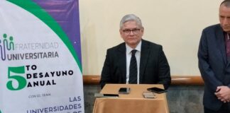 Aspirante a la rectoría de la UV critica intento reeleccionista de Martín Aguilar.