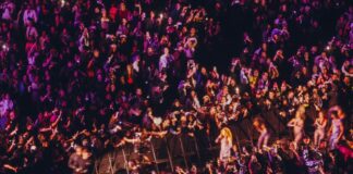 Shakira encanta a México con un concierto inolvidable.