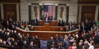 Donald Trump ofrece discurso triunfalista en el congreso de EEUU en medio de abucheos