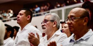 Asiste Alberto Islas al Informe de los Primeros 100 Días de Gobierno de Rocío Nahle