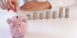 Joven, ya deberías pensar en el AFORE y Infonavit.