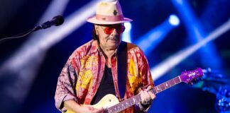 Carlos Santana fue hospitalizado de emergencia en EE.UU.
