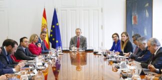 España y Portugal se paralizan por el apagón .