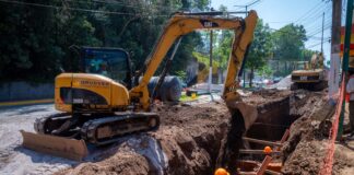 Avanza construcción de obra pública en colonias de Xalapa.