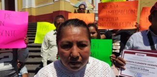 Modesta Clemente, promotora oficial de Morena en Sayula de Alemán, acusa a Ramírez Zepeta de inscribir a otra