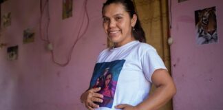 Mortalidad materna bajó 40% en 20 años, logro en riesgo por cortes a la ayuda humanitaria