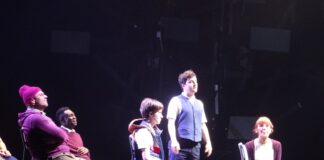 Elisa Hipólito brilla en “Un monstruo viene a verme”.