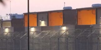 Siete migrantes mueren bajo custodia de ICE en los primeros 100 días de Trump.