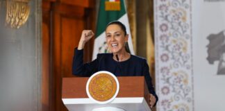 Presidenta Sheinbaum anuncia aumento salarial de 9% para maestras y maestros.