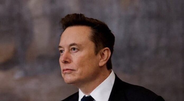 Elon Musk se convierte en el primer trillonario del mundo tras el debut bursátil de SpaceX