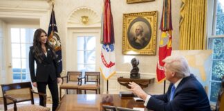 Gobierno de Trump activa mecanismo de autodeportación financiada .