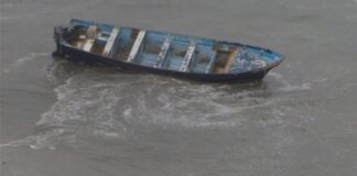 Tres migrantes muertos y 4 heridos deja naufragio; hay personas mexicanas.