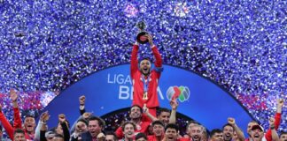 Toluca derrota al América y es campeón del futbol mexicano.