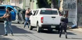 Reportan balacera por enfrentamiento entre ministeriales y presuntos delincuentes en Boca del Río, Veracruz