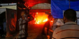 “Aterrorizados” luego de otra noche de ataques mortales y asedio en Gaza