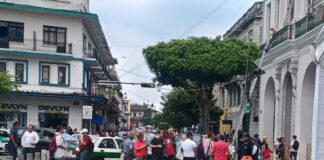 Pensionados quieren que les paguen un día antes del cierre del mes