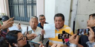 Transportistas se quejan de los elementos de la policía municipal.